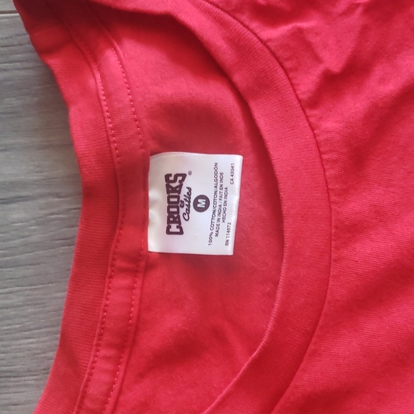 Crooks and Castles Rook and chain Kids Medium T shirt - Picture 3 of 4